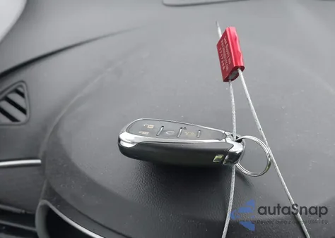 2020 Chevrolet Malibu Ls из США, поврежденный, VIN 1G1ZC5ST1LF109418